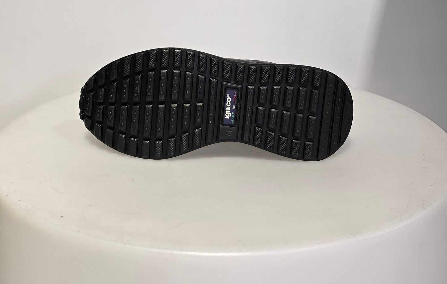 sneakers interactive