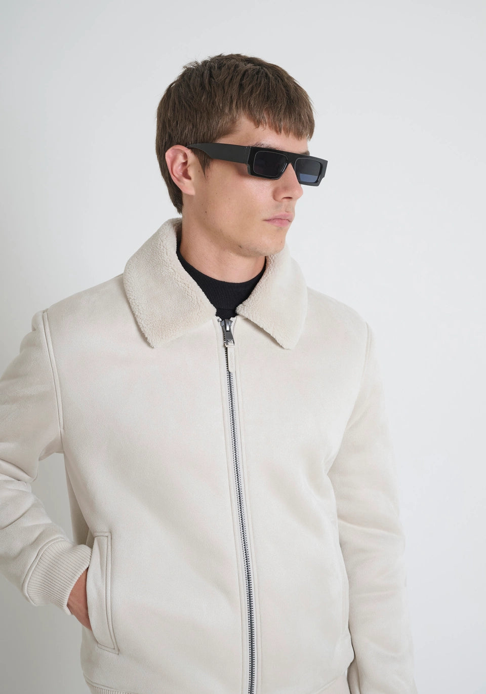 GIUBBOTTO BOMBER REGULAR FIT CON INSERTI IN MAGLIA E TESSUTO EFFETTO CAMOSCIO