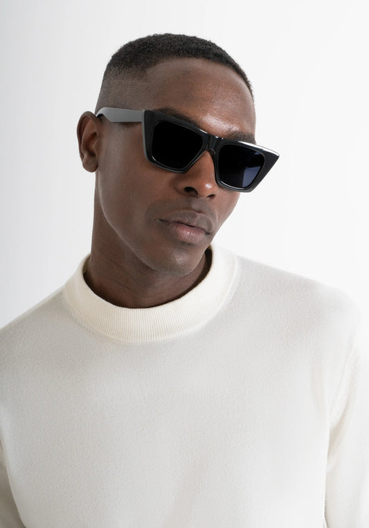 MAGLIA SLIM FIT IN MISTO VISCOSA ELASTICA CON COLLETTO